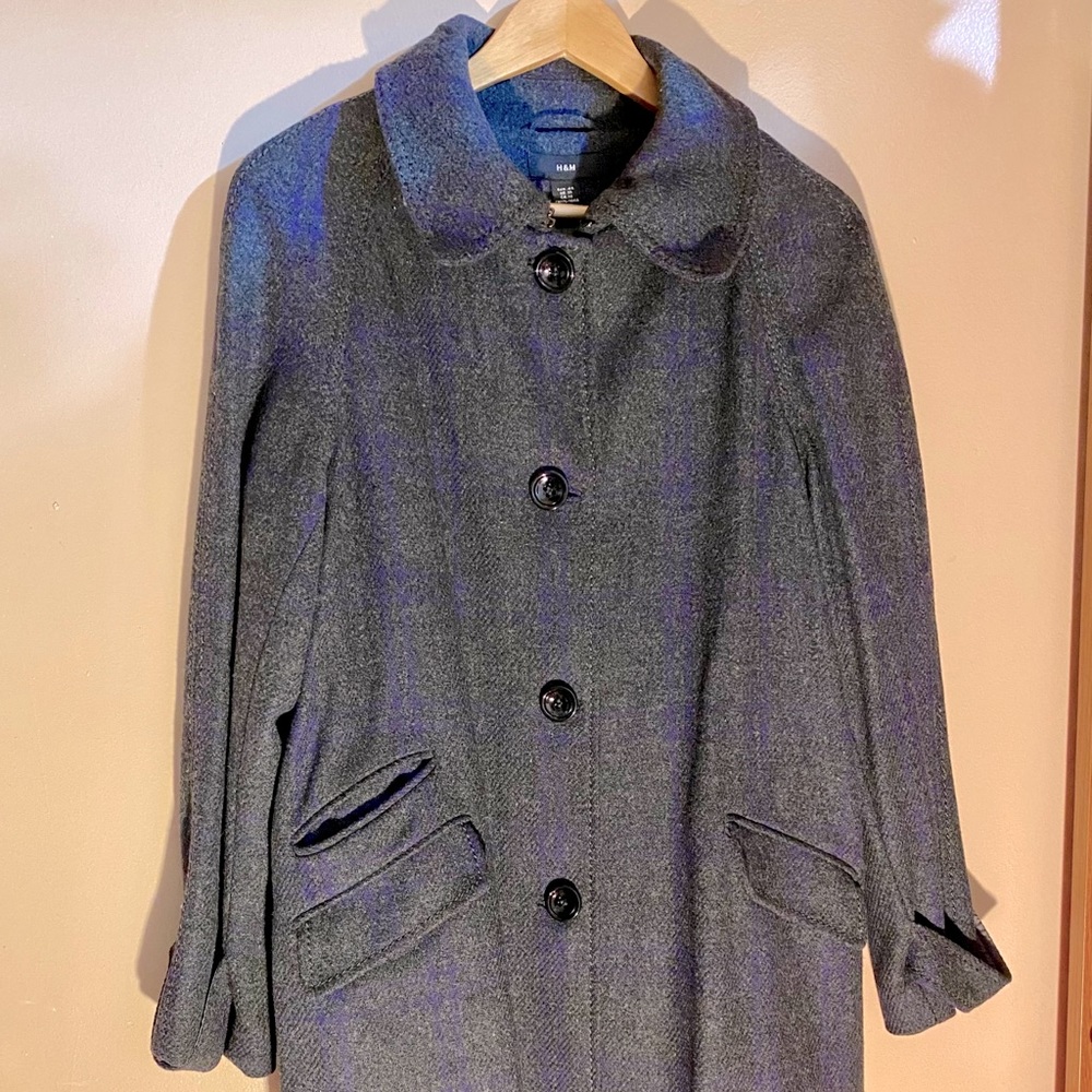 Beautiful warm coat that your closet is missing